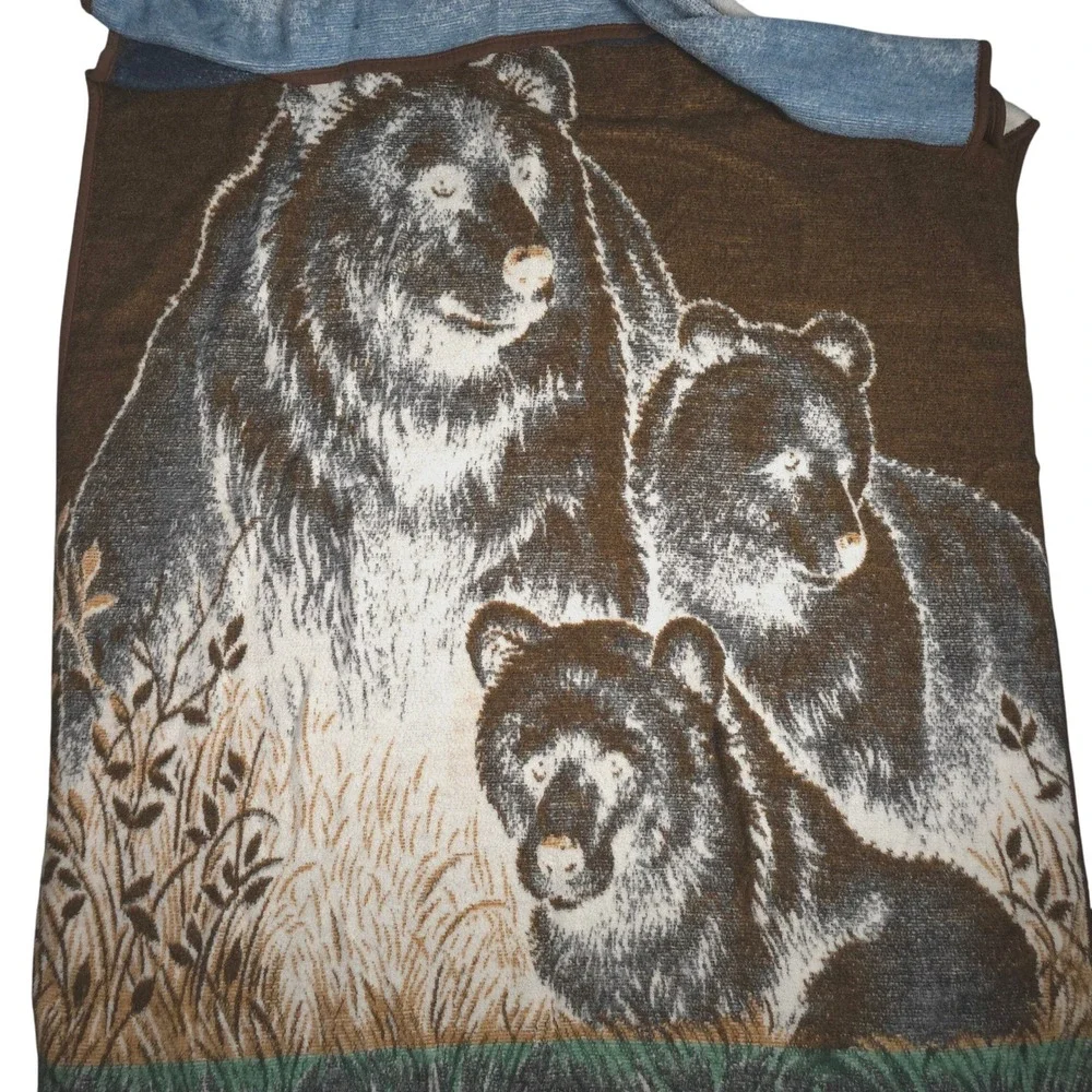 Vintage Bear Family Blanket Cozy Throw‎ Woodland Nature Scene